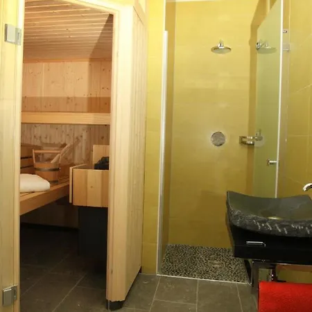 Chalet Veronica בקתה *